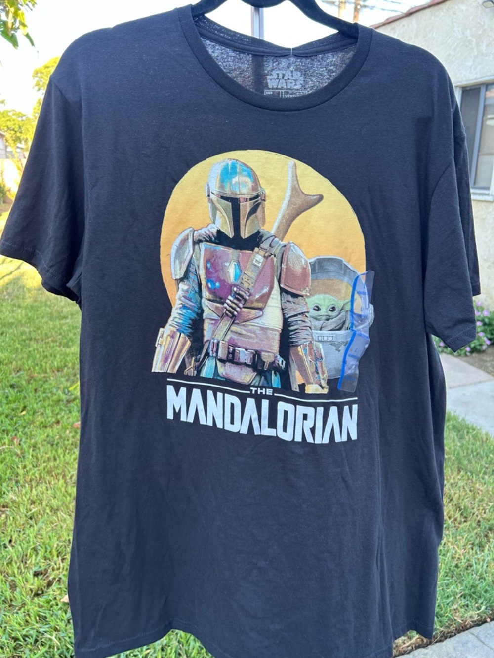 Star Wars The Mandalorian Tee - Black with Yellow Accent